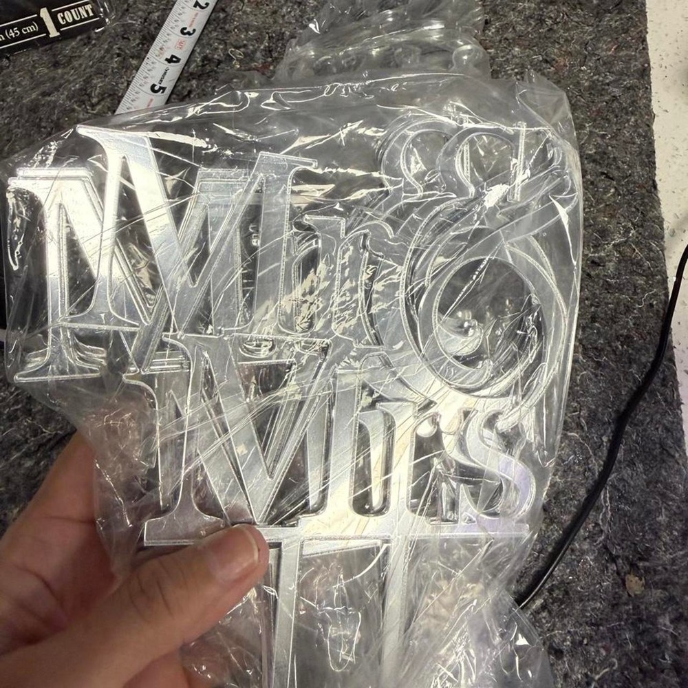 Silver Acrylic Mr & Mrs Wedding Cake Topper Anniversary Party Decoration